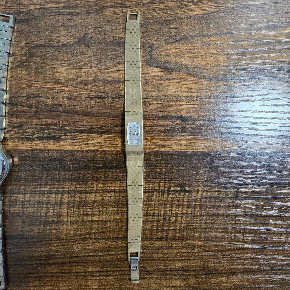 Lot Of 6 Women's Vintage Watches Including Miykon & Seiko NOT WORKING READ - Picture 5 of 16